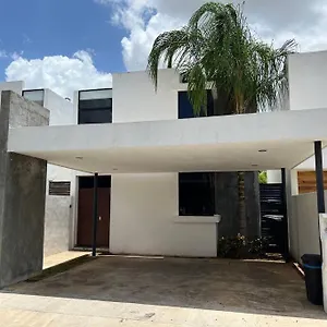 Residencia “sac Uh” Сasa de vacaciones Mérida